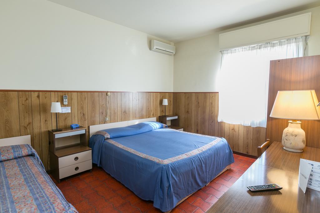 Albergo Il Cochino Montale  Екстер'єр фото